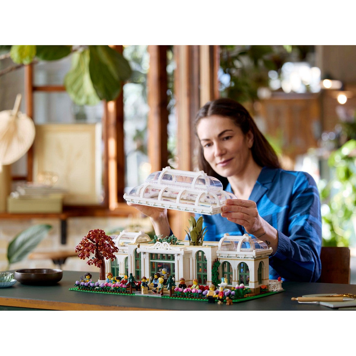 LEGO Ideas 21353 The Botanical Garden