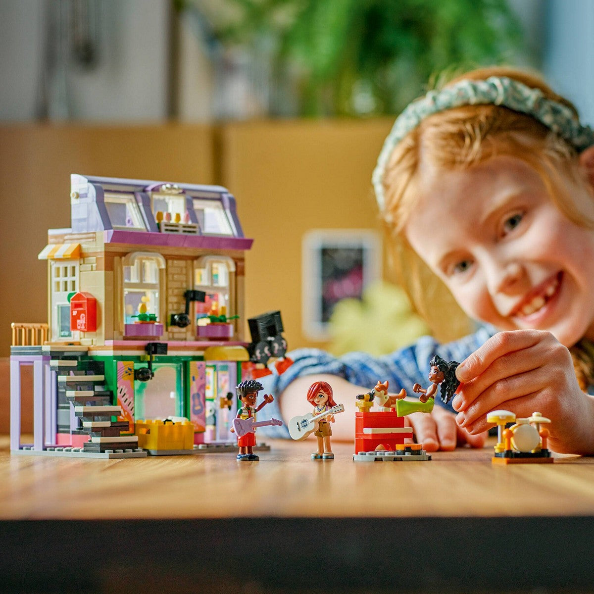 LEGO Friends 42653 Music Shop Apartment