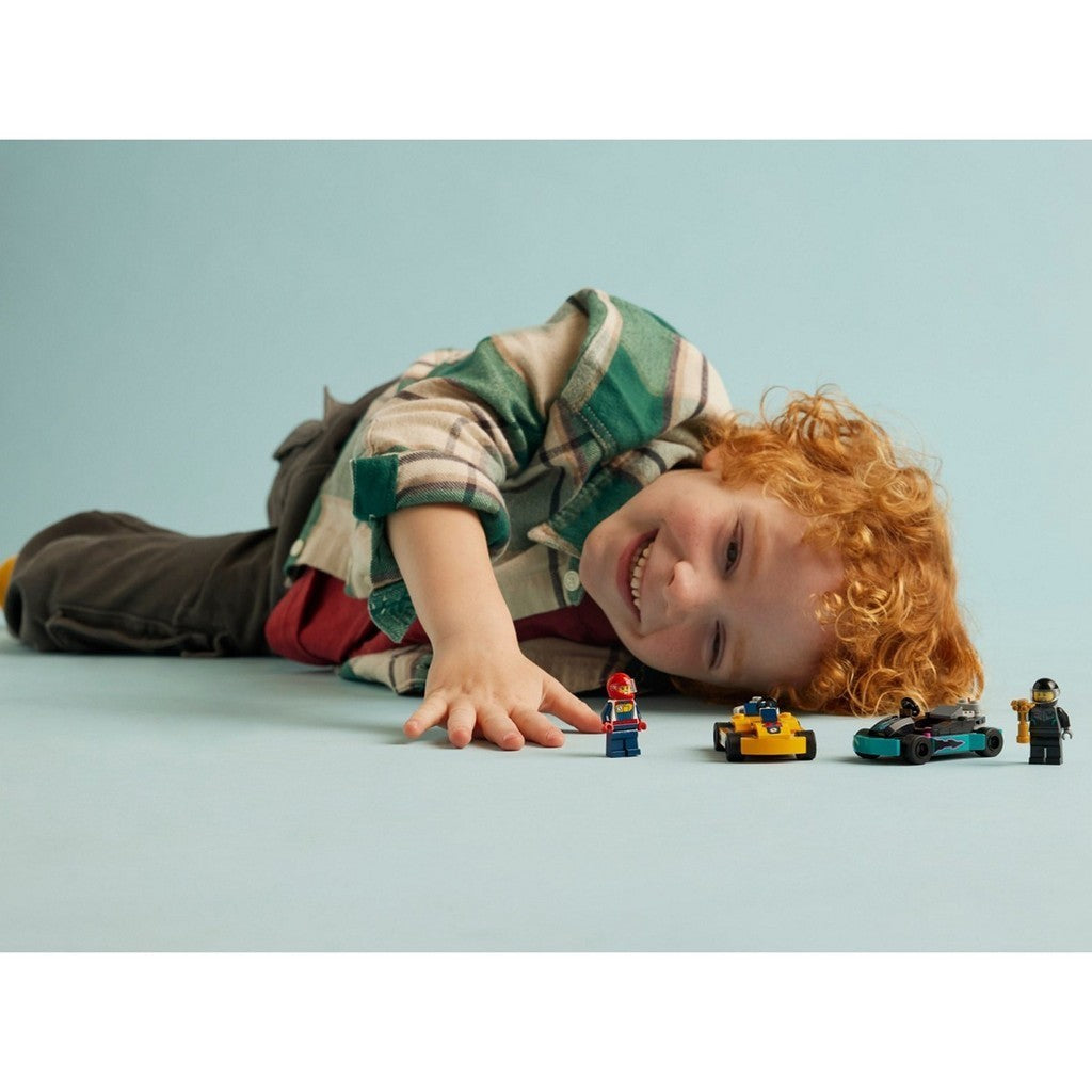 LEGO City 60400 Go Karts and Race Drivers