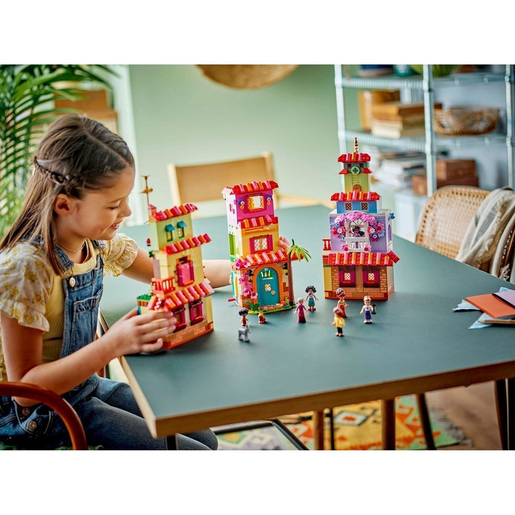 LEGO Disney 43245 The Magical Madrigal House
