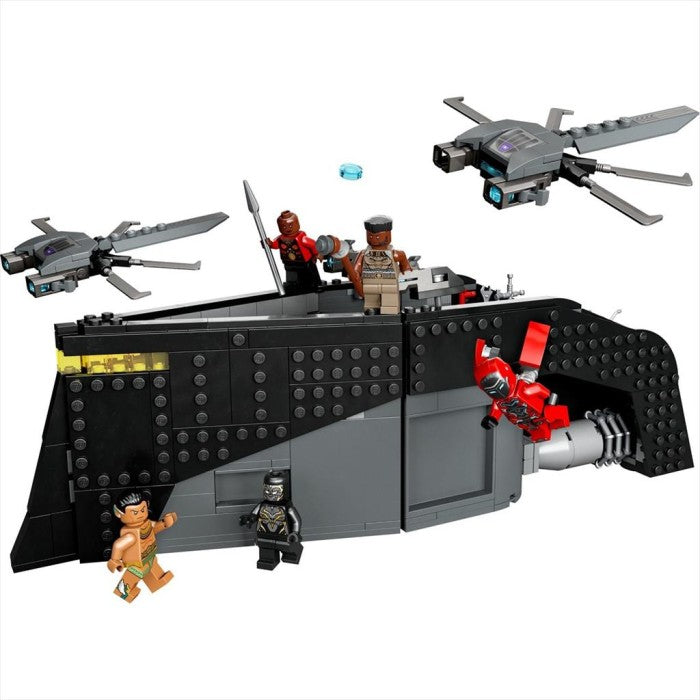 LEGO Superheroes 76214 Black Panther War on the Water