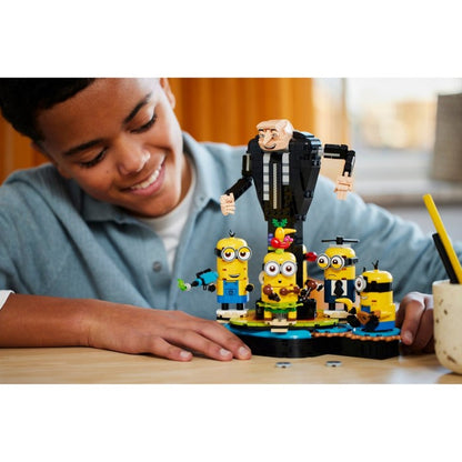 LEGO Minions 75582 Brick-Built Gru and Minion