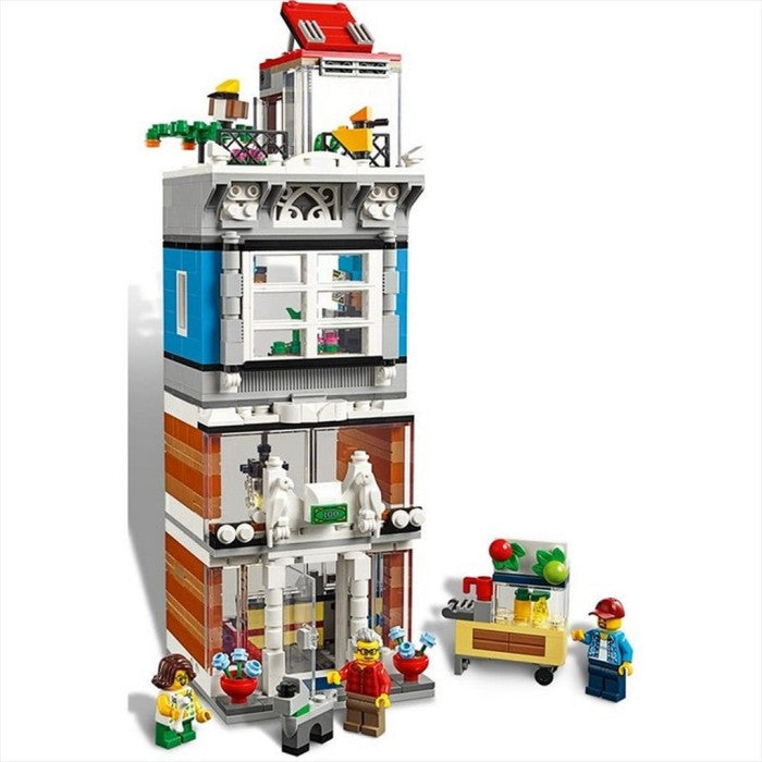 LEGO Creator 31097 Townhouse Pet Shop and Cafe