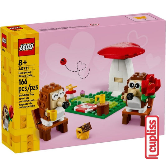LEGO Seasonal 40711 Hedgehog Picnic Date