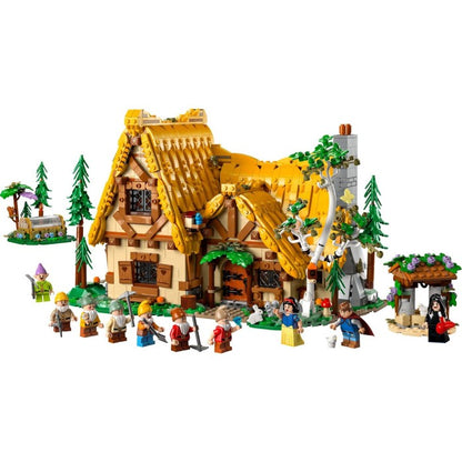 LEGO Disney Exclusive 43242 Snow White and the Seven Dwarfs Cottage