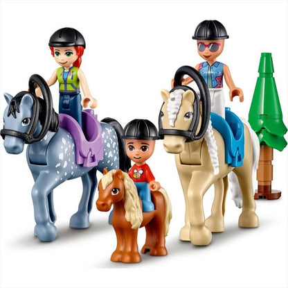 LEGO Friends 41683 Forest Horseback Riding Centre