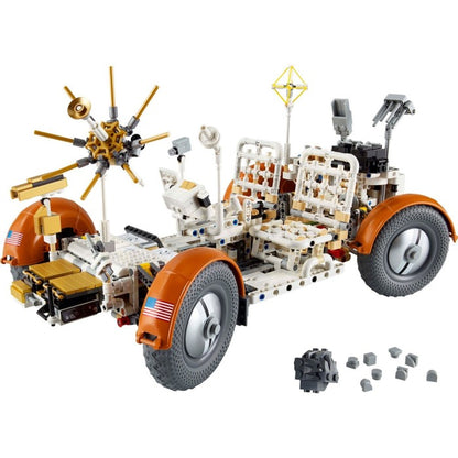 LEGO Technic 42182 NASA Apollo Lunar Roving Vehicle LRV