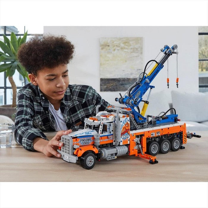 LEGO Technic 42128 Heavy Duty Tow Truck