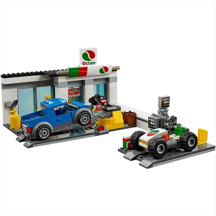 LEGO City 60132 Service Station