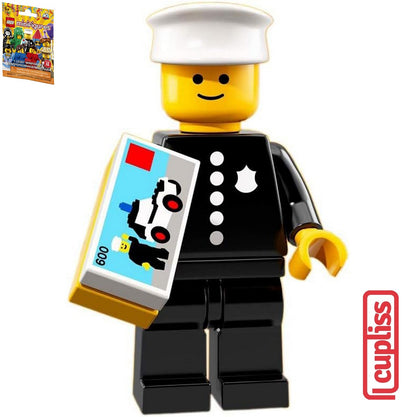 Sealed - Classic Police Officer LEGO 71021 Minifigure Series 18 No 8