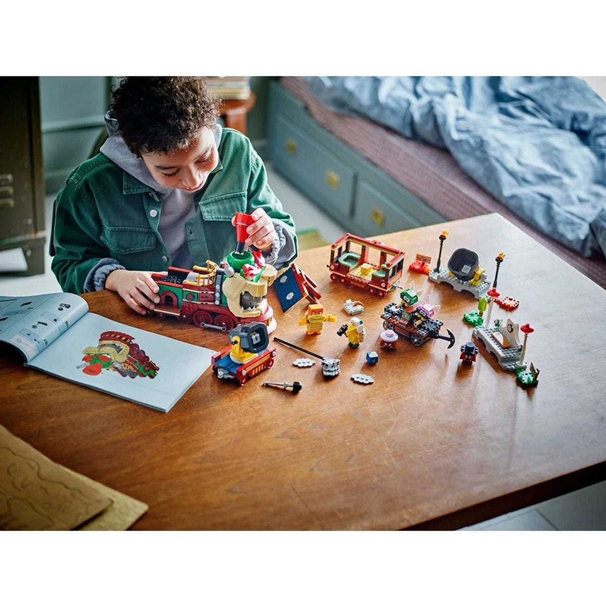 LEGO Super Mario 71437 The Bowser Express Train