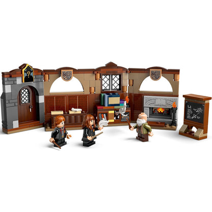 LEGO Harry Potter 76442 Hogwarts Castle Charms Class