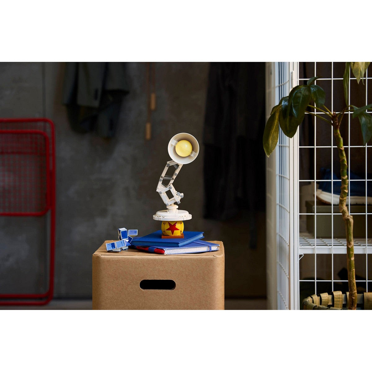 LEGO Ideas 21357 Disney Pixar Luxo Jr