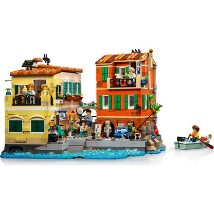 LEGO Icons 21359 Italian Riviera