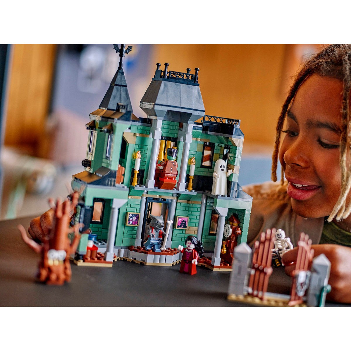 LEGO Creator 31167 Haunted Mansion