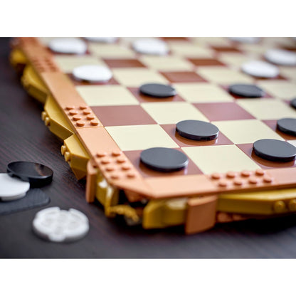 BAD BOX LEGO Games 40719 Traditional Chess Set Leonard Bahro