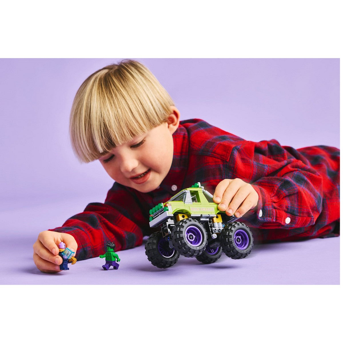 LEGO Superheroes 76312 The Hulk Truck vs Thanos