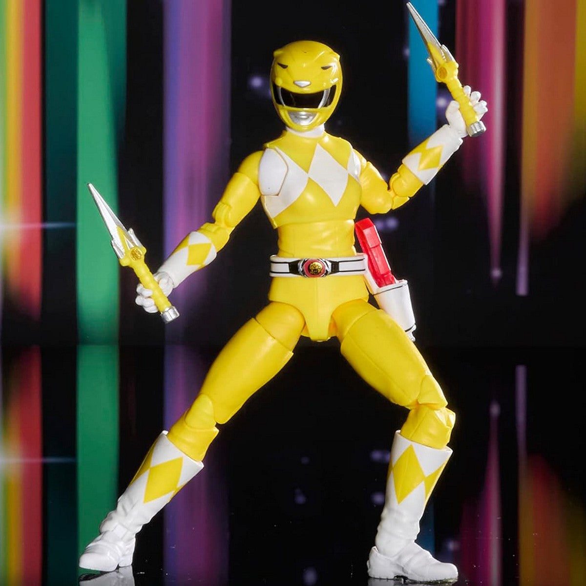 Hasbro Power Rangers F7385 Remastered Mighty Morphin Yellow Ranger Lightning Collection