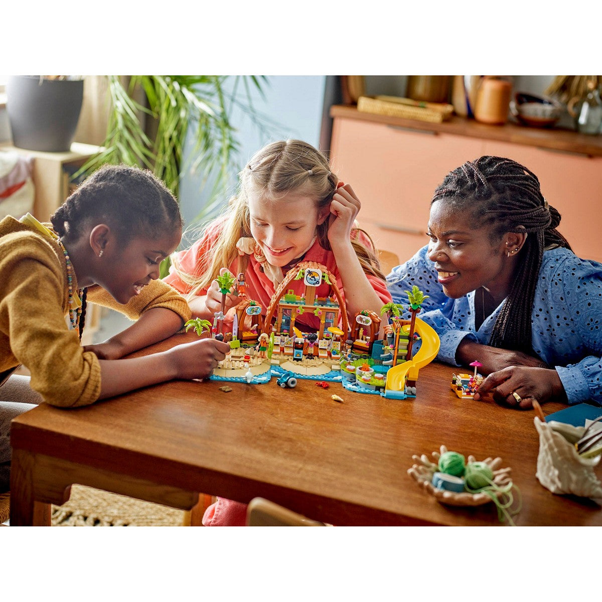 LEGO Friends 42673 Family Vacation Beach Resort