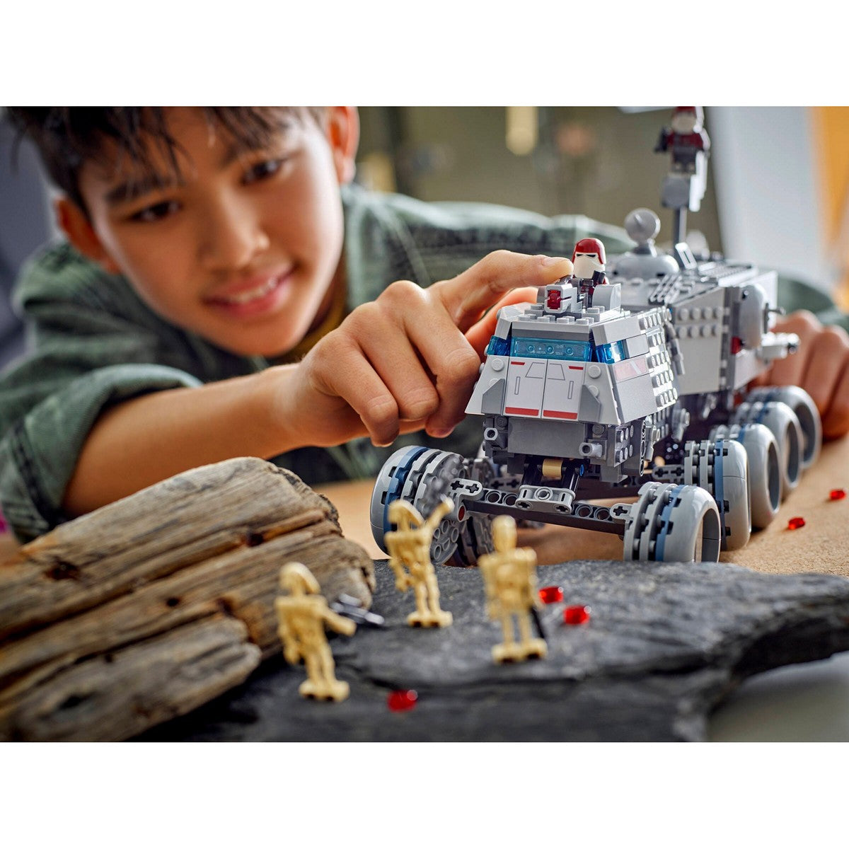 LEGO Star Wars 75413 Republic Juggernaut