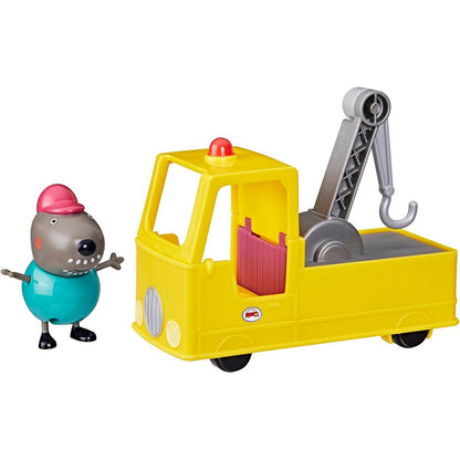 Hasbro Peppa Pig F9519 GrandDad Dog Tow Truck