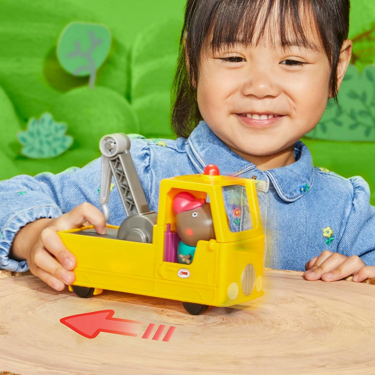 Hasbro Peppa Pig F9519 GrandDad Dog Tow Truck