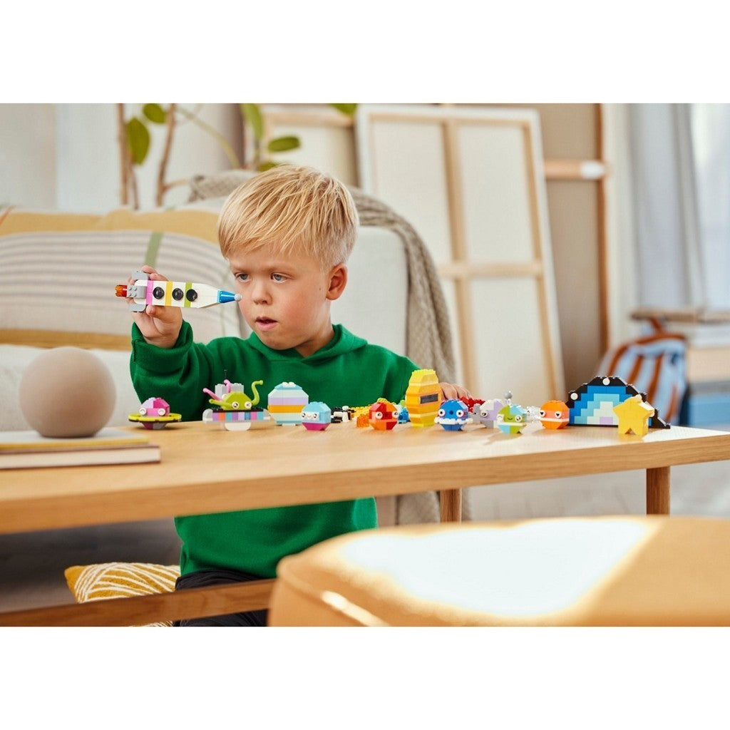 LEGO Classic 11037 Creative Space Planets