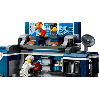 LEGO City 60418 Police Mobile Crime Lab Truck