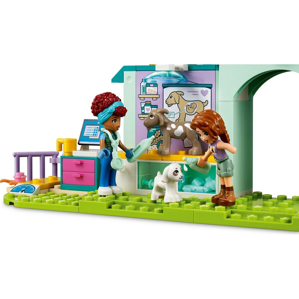 LEGO Friends 42632 Farm Animal Vet Clinic