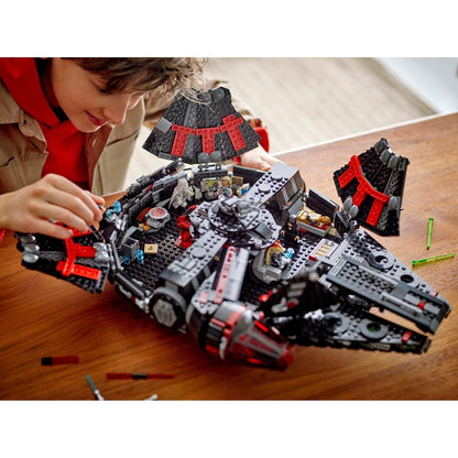 LEGO Star Wars 75389 The Dark Falcon